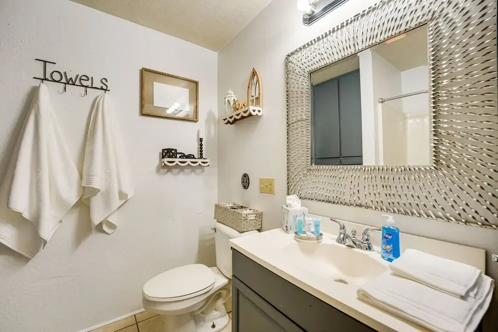 Charming Studio Home 12 Mi to Eureka Springs!