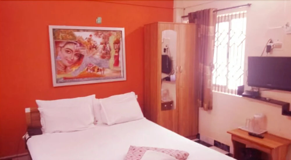 Royal Castle Baga Beach Resort