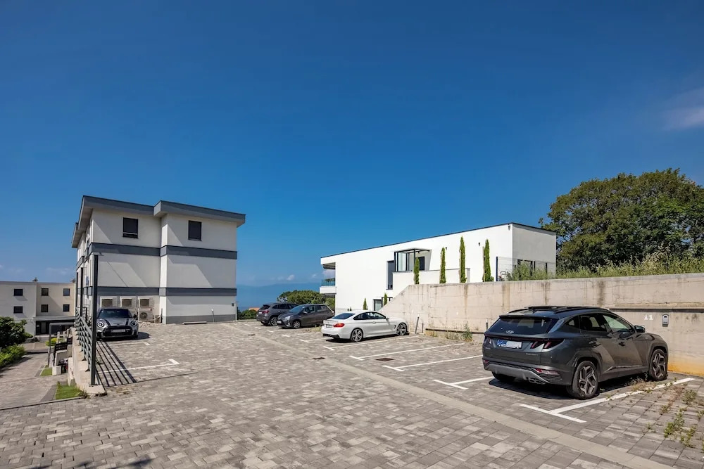 Seaview Apartment Kostrena Two