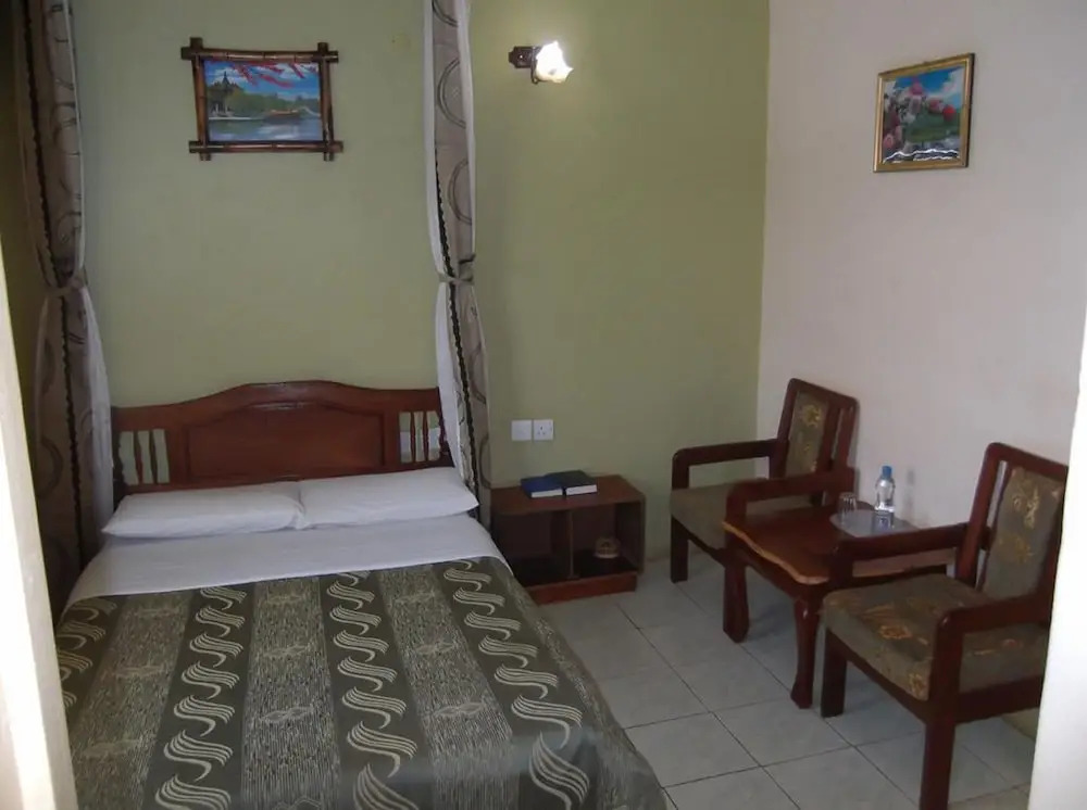 Palmdew Highland Hotel
