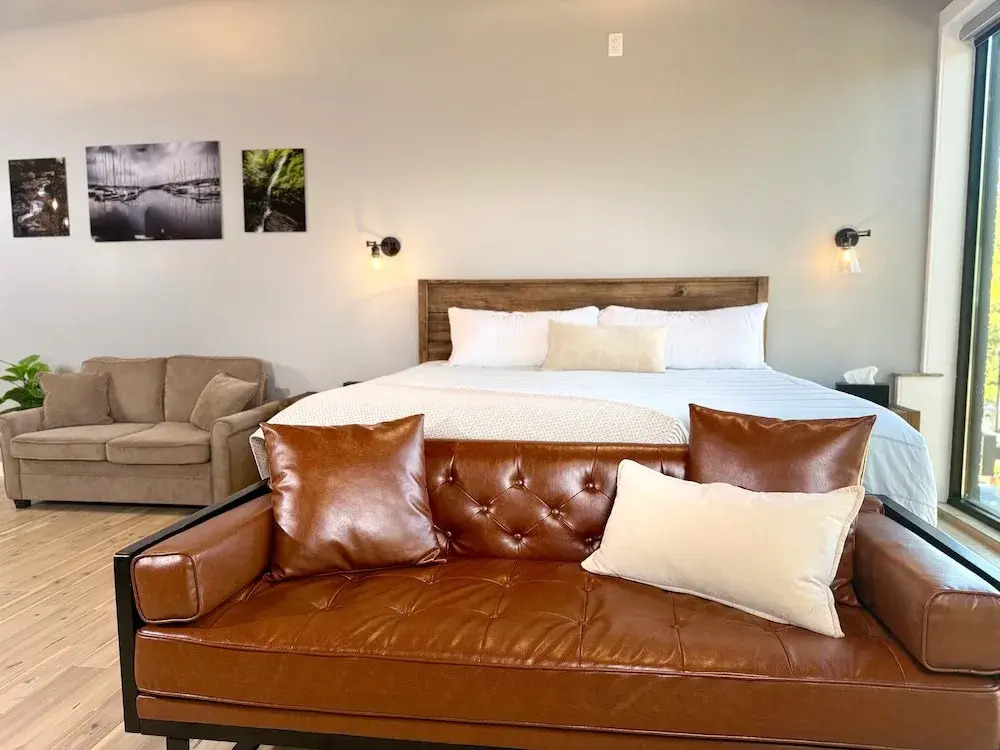 The Benjamin Hotel