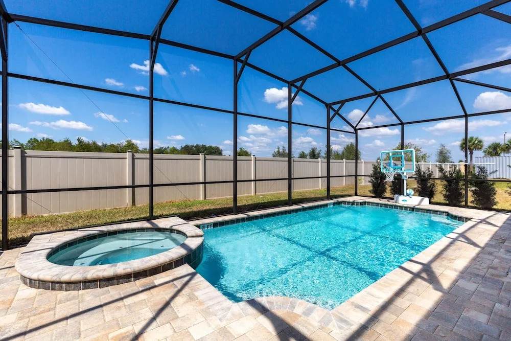 Sr009v: 8 Bed, Moana, Harry Potter, Ping Pong, Shuffle Board