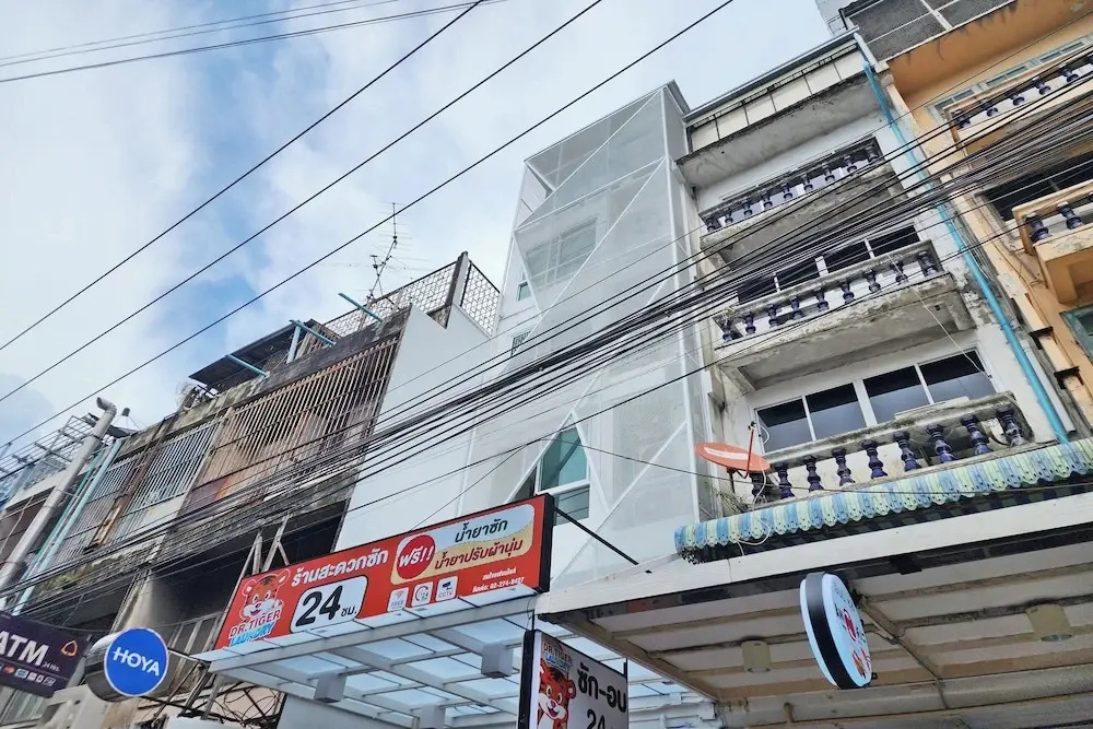 Reezq Hostel