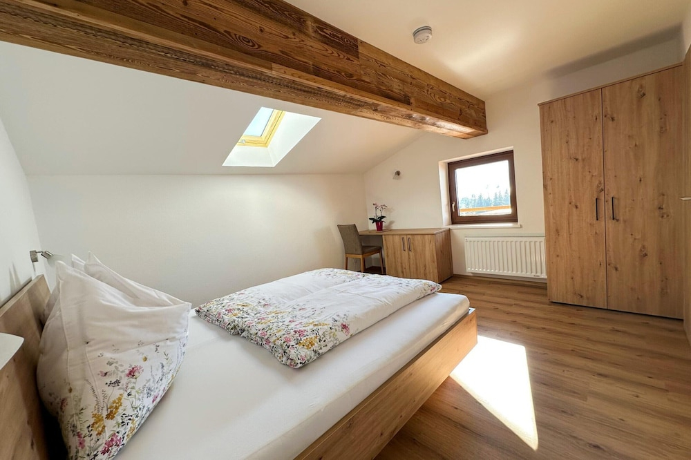 Leogang: Apartment With Mountain Views