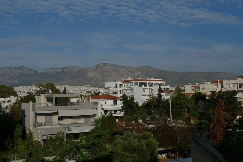 IKAROS Hotel ELLINIKO