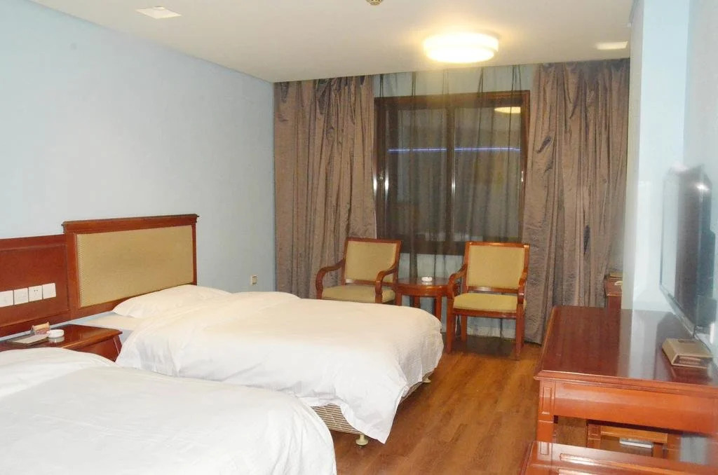 Tianshui East Inn