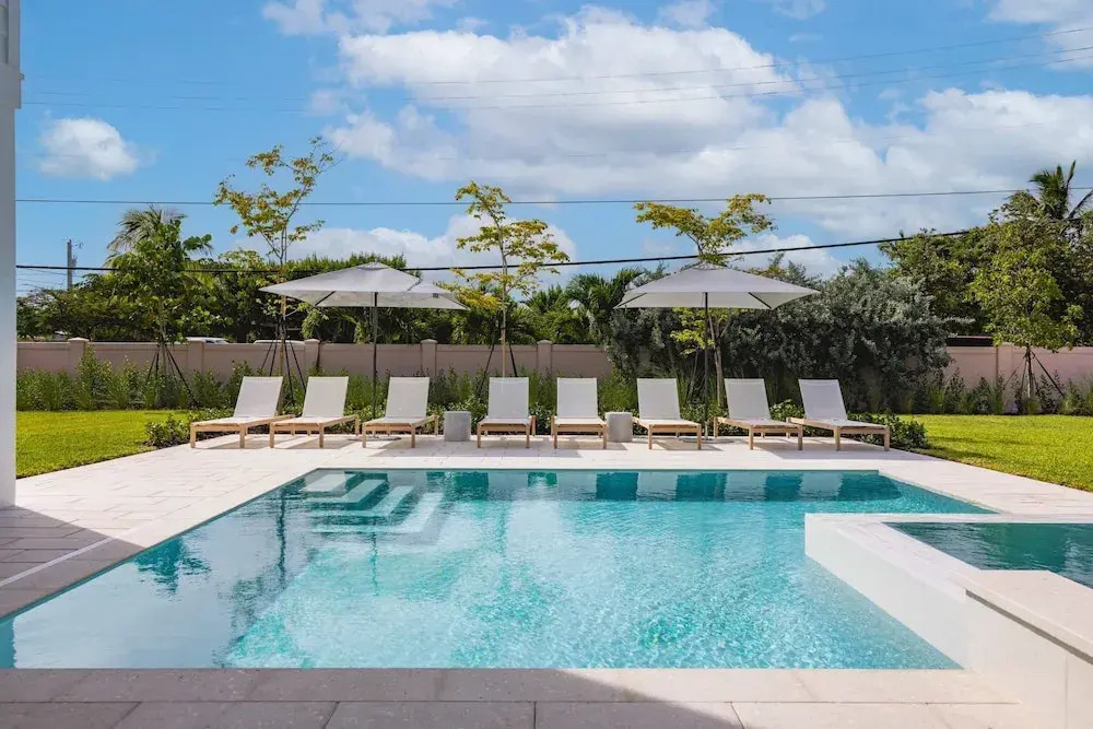 Brand New The Greenmoor House With Pool