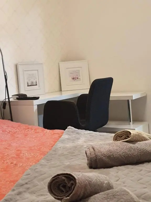 Kaunis valoisa 4. krs pikkukaksio Vantaa Koivukylä