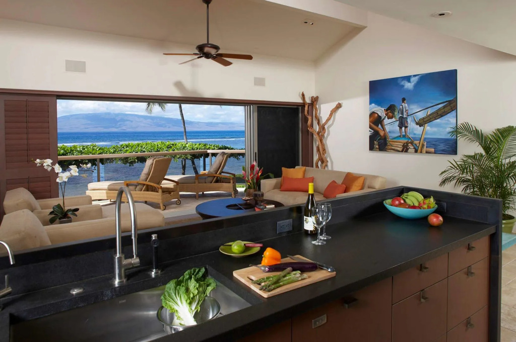 Puunoa  - CoralTree Residence Collection