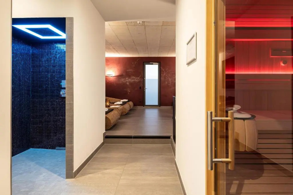 Golden Ball, Exclusive Serviced Apartments Munich