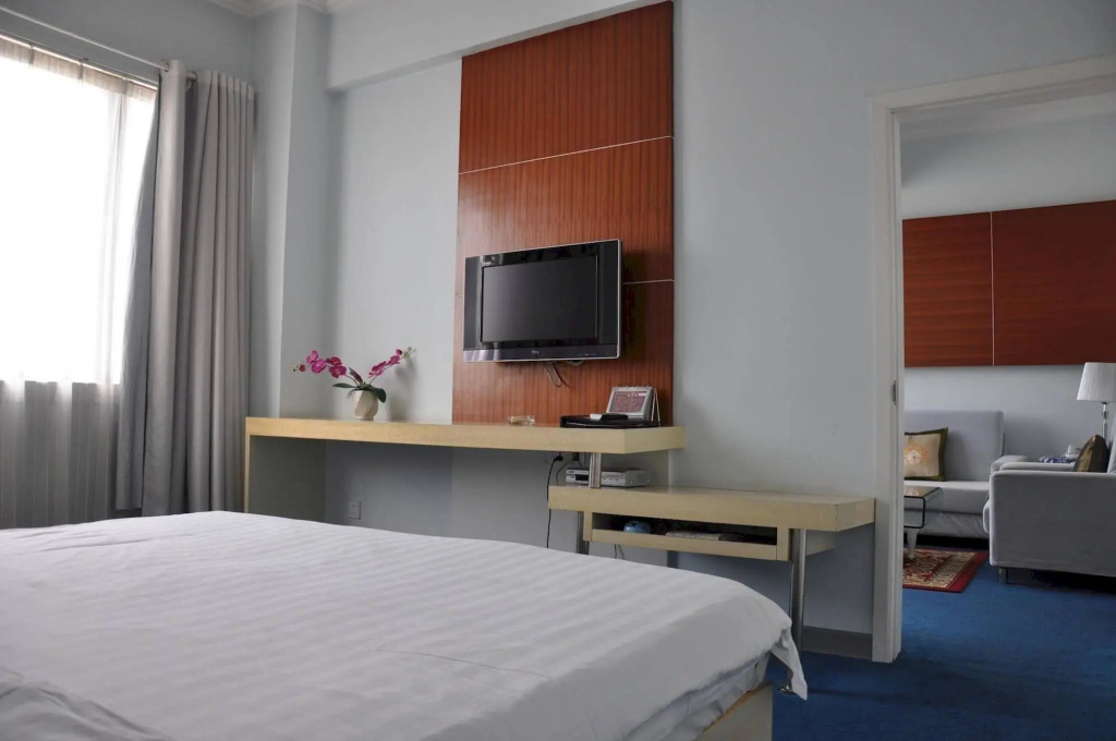 Civil Aviation Hotel