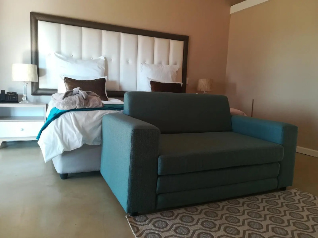 Mount Shekinah Country Hotel