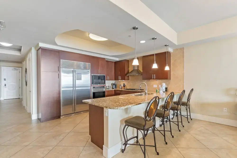 Turquoise Place 1807 D
