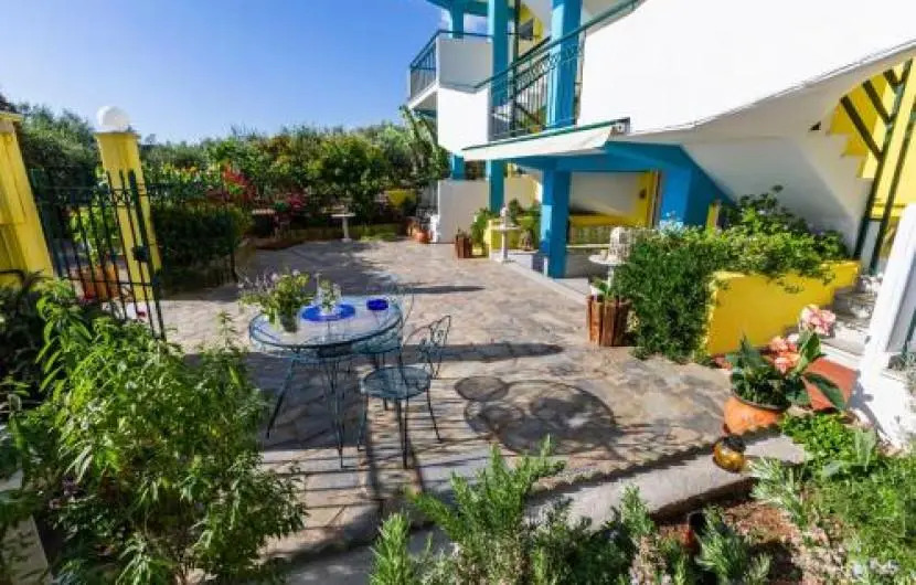 Flat 1 Bedroom - Chrani