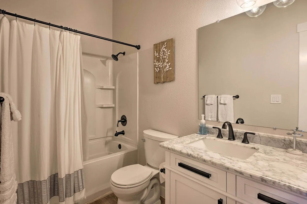 Family-friendly Meridian Home: 13 Mi to Boise
