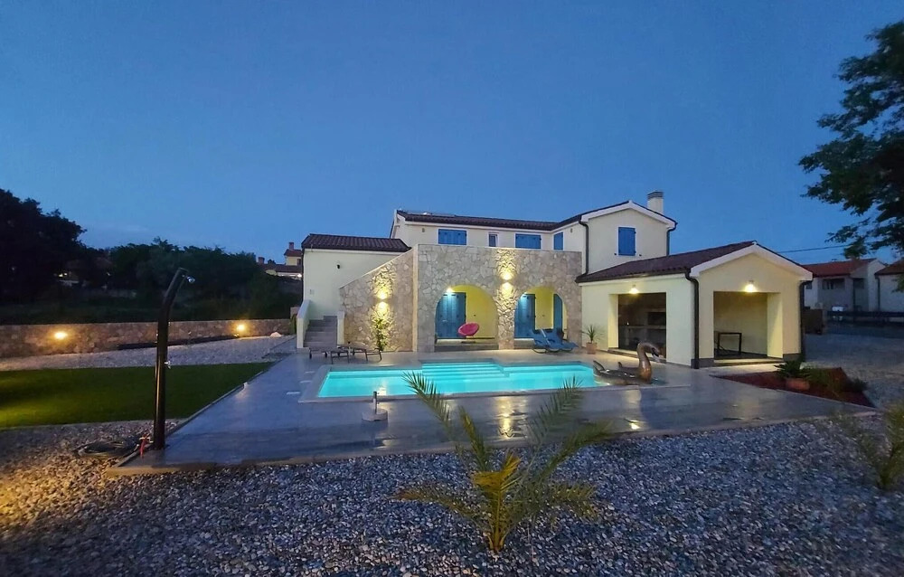 Amazing Home In Dobrinj
