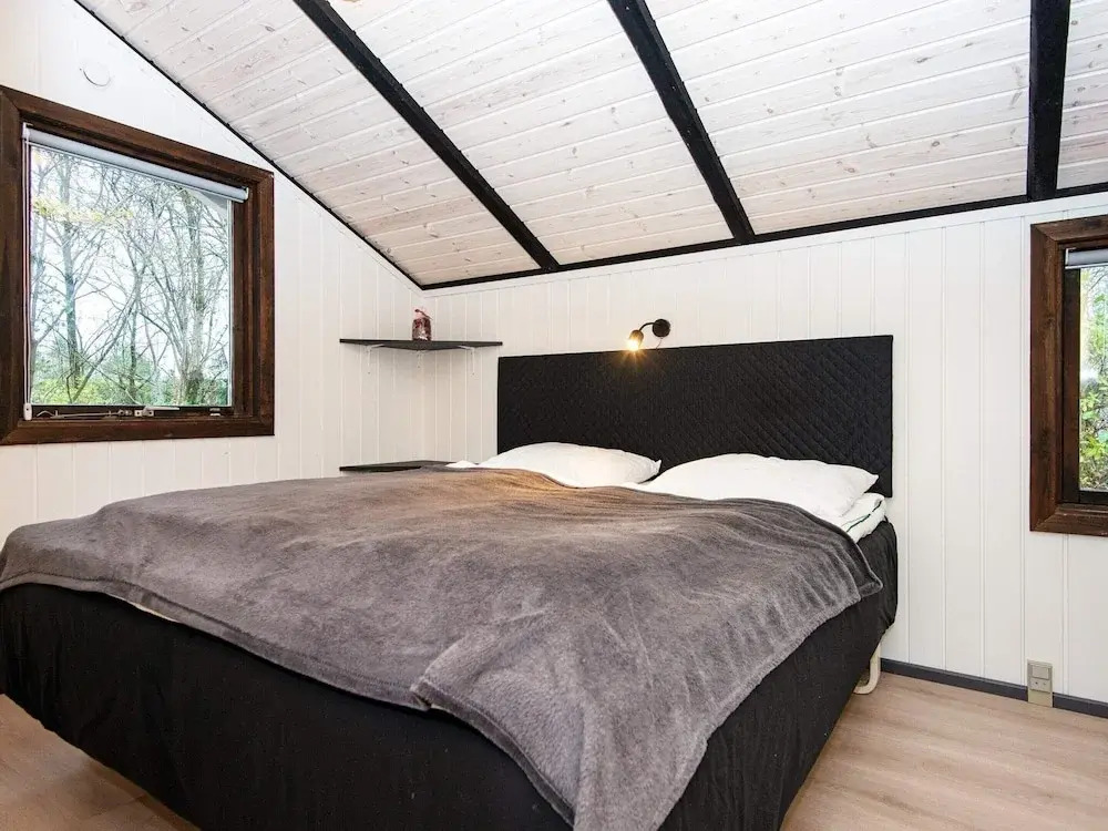 6 person holiday home in Oksbøl-By Traum
