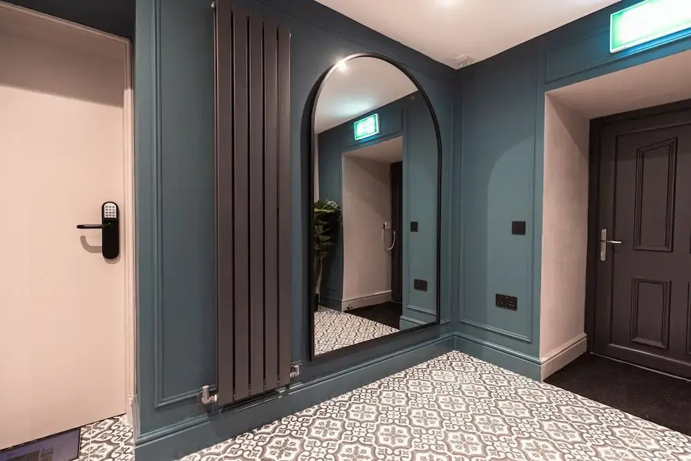 Luxury Georgian Aparthotel by Hauss Ayr - 5mins to Beach, Town Centre