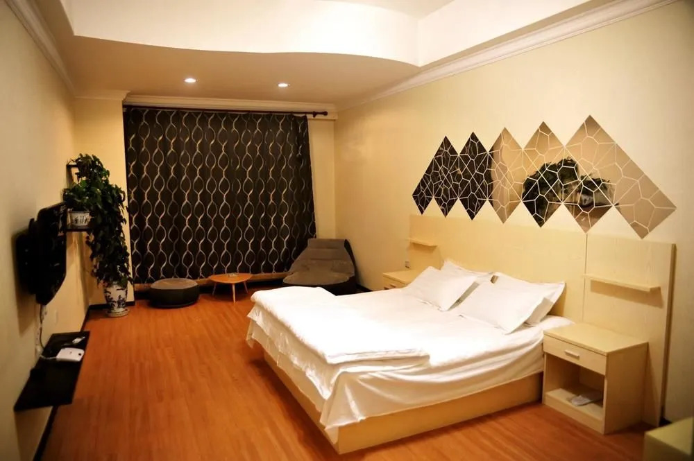 Yijia Holiday Guest House
