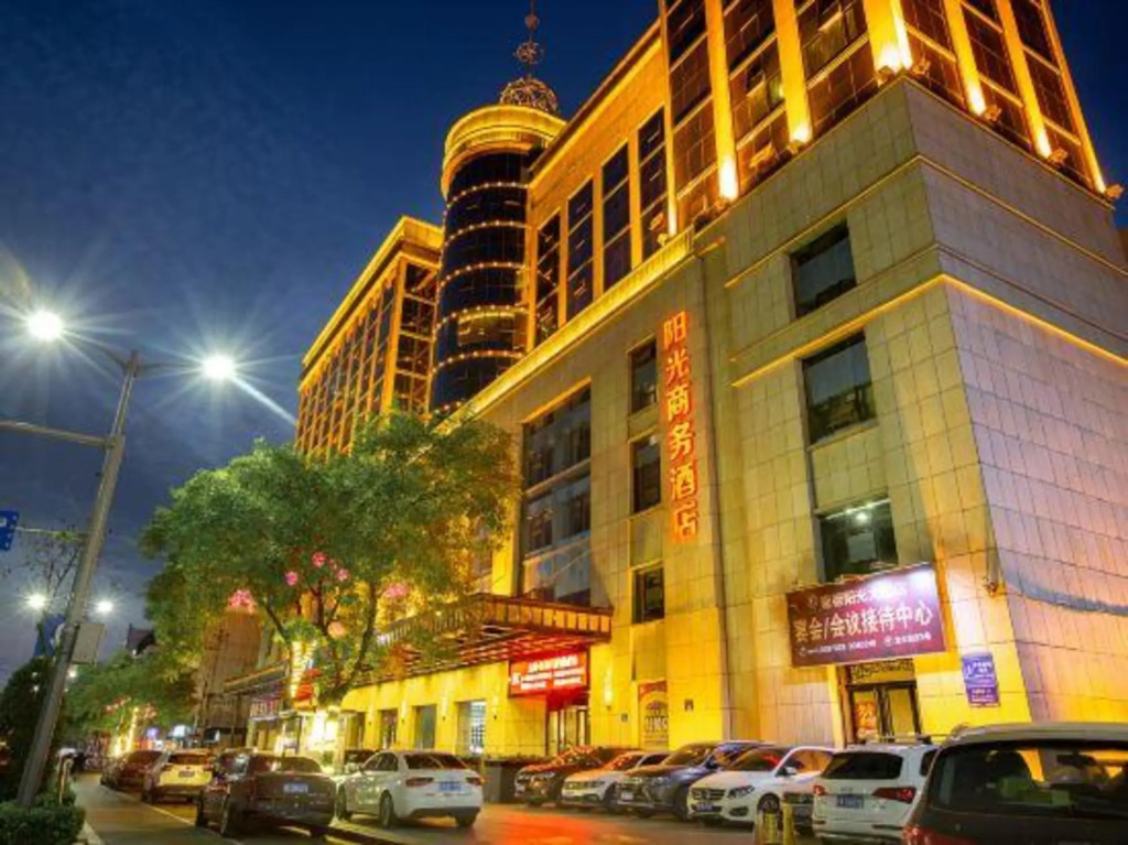 Sunshine Hotel