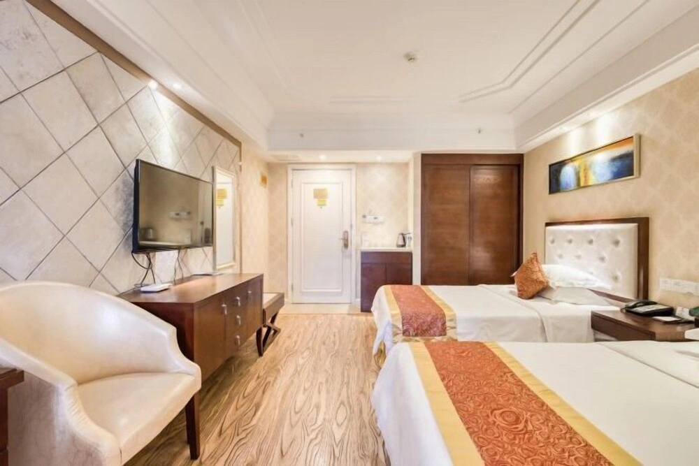 Luan Leisure Home Hotel