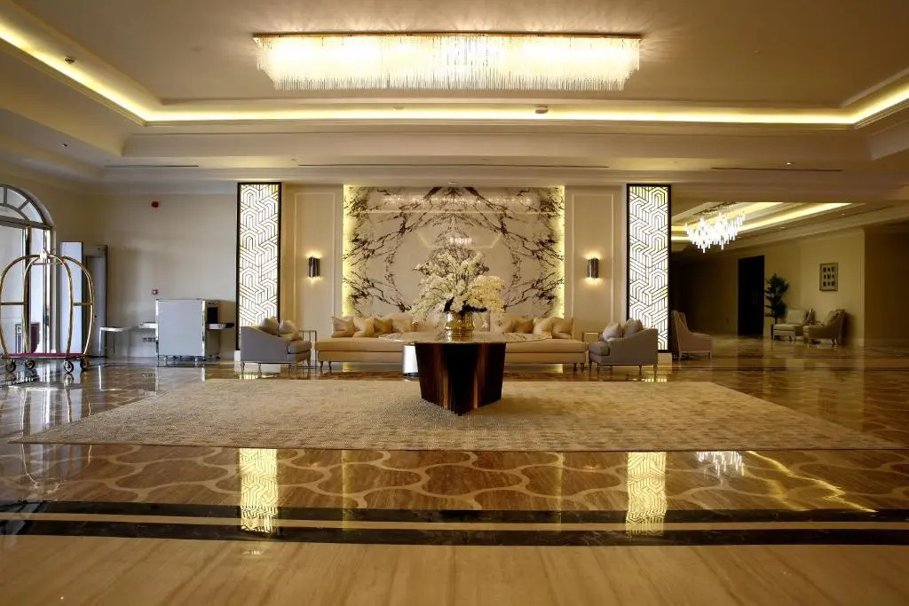 Vittori Palace Hotel and Residences
