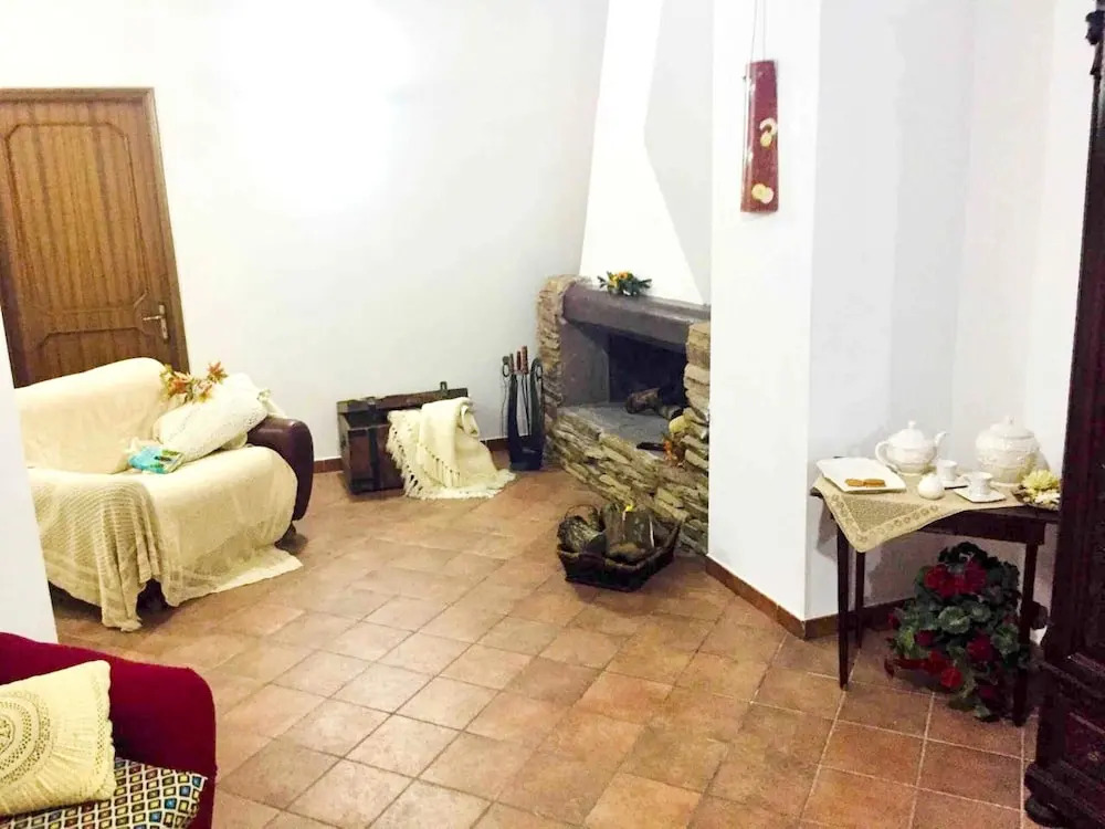 Villa With 3 Bedrooms in Partanna, With Shared Pool, Enclosed Garden and Wifi - 18 km From the Beach