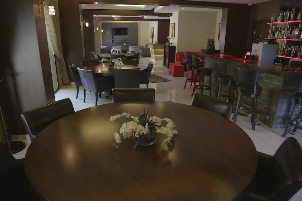 The Lodge Inn