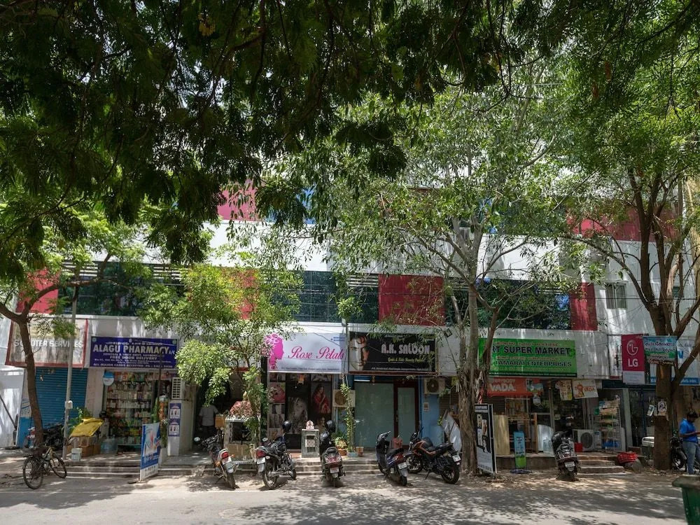OYO 16596 Akash Inn Elite