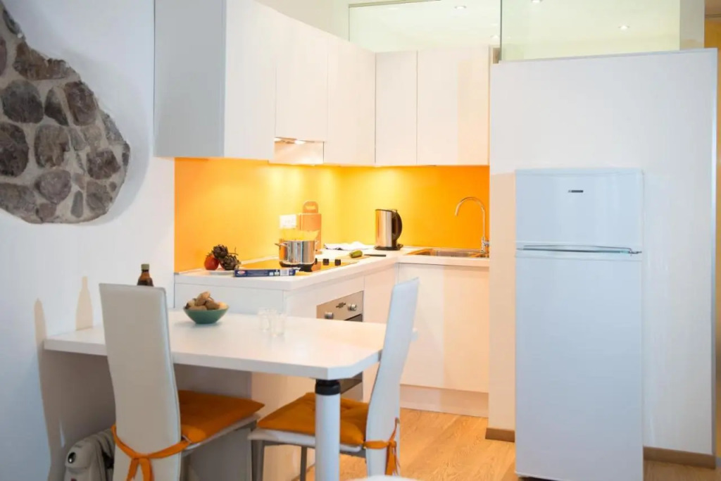 Vintler Apartments
