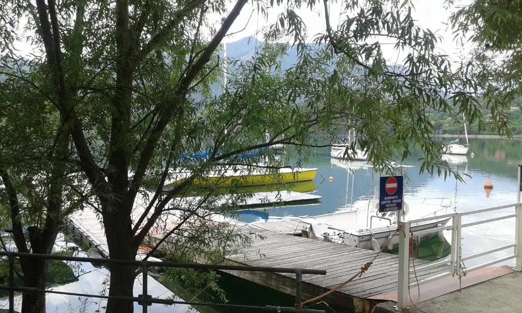 B&B In Riva al Lago
