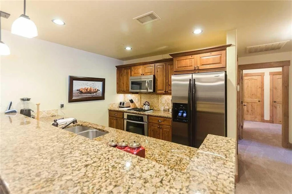 5109 Emerald Lodge, Trappeur's Crossing Apartment 4