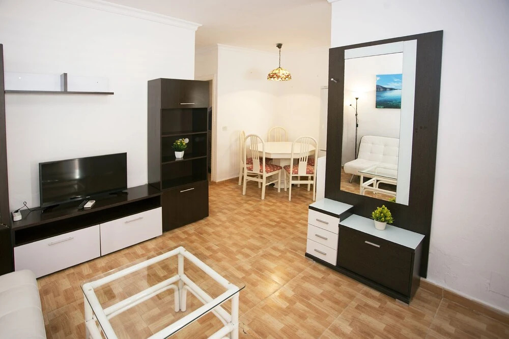 Center & White Town Apartment