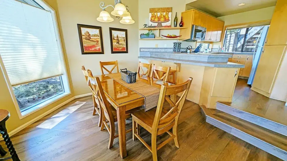 Mt Bachelor Village 331 B