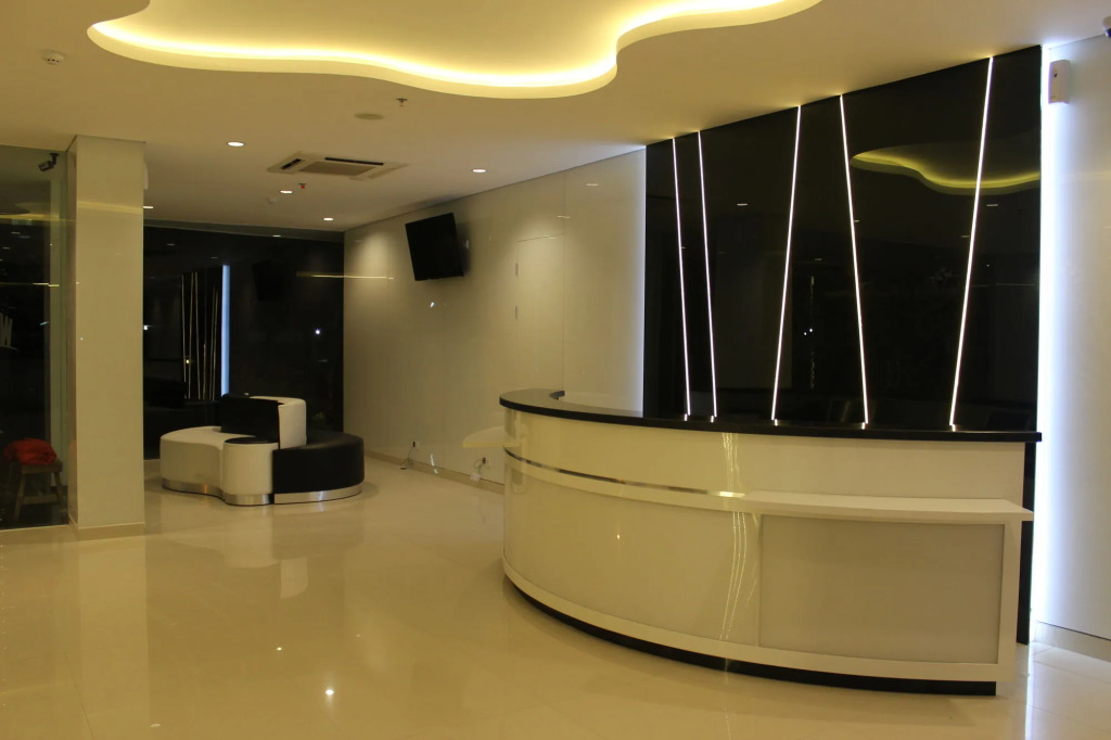The Win Hotel Surabaya