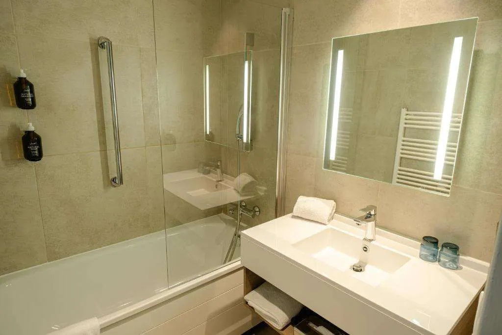 Big Sky Hotel & Spa