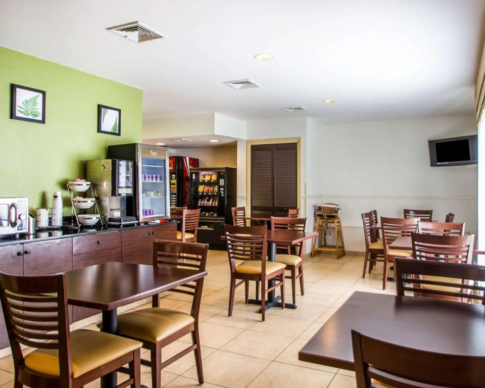 Sleep Inn & Suites Niantic North