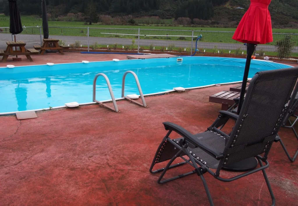 Linkwater Motel