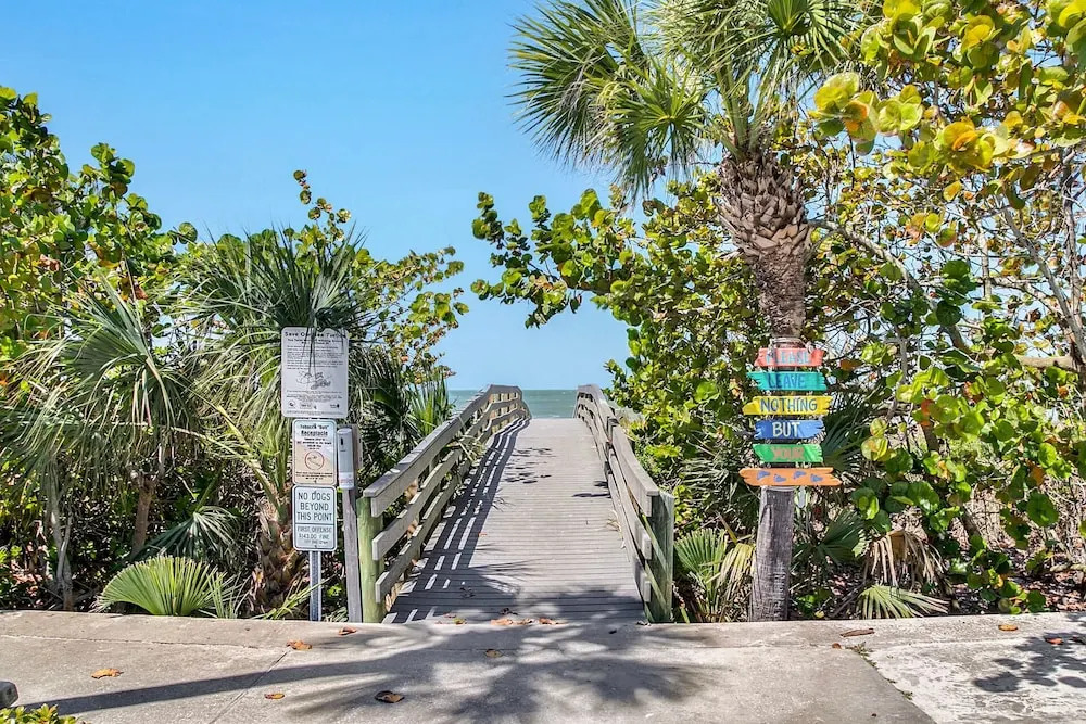 Beachside Condo in Tampa Bay by RedAwning