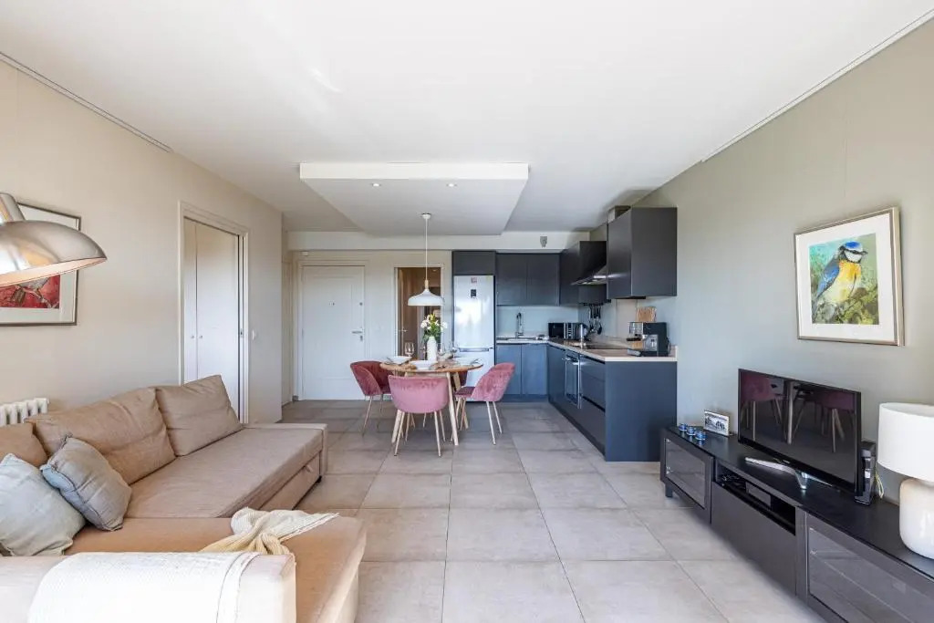 2 BDR Villefranche-sur-Mer Sea View Parking and Swimming Pool