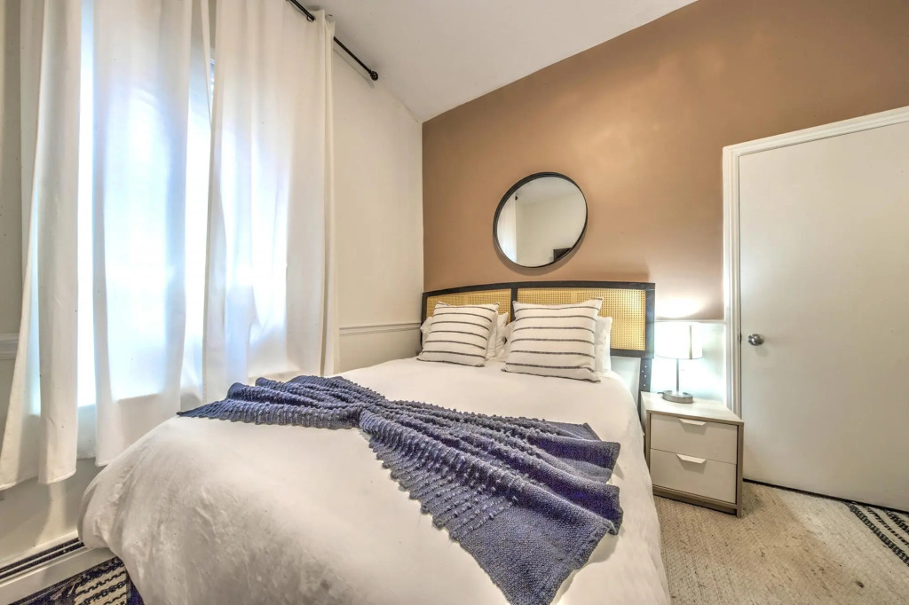 Great Value Studio in South End!