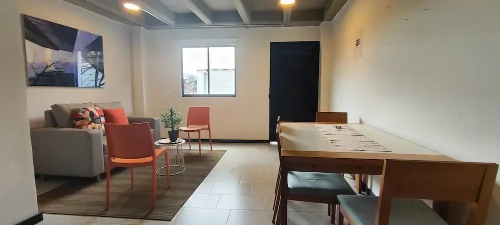 Apartamentos Virginia 34 -No contamos con recepción, ingreso autónomo