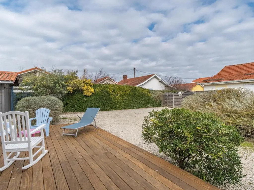 Villa T4 à Biscarrosse Plage, jardin privé, WiFi, 50m de la plage, 6 personnes - FR-1-521-150