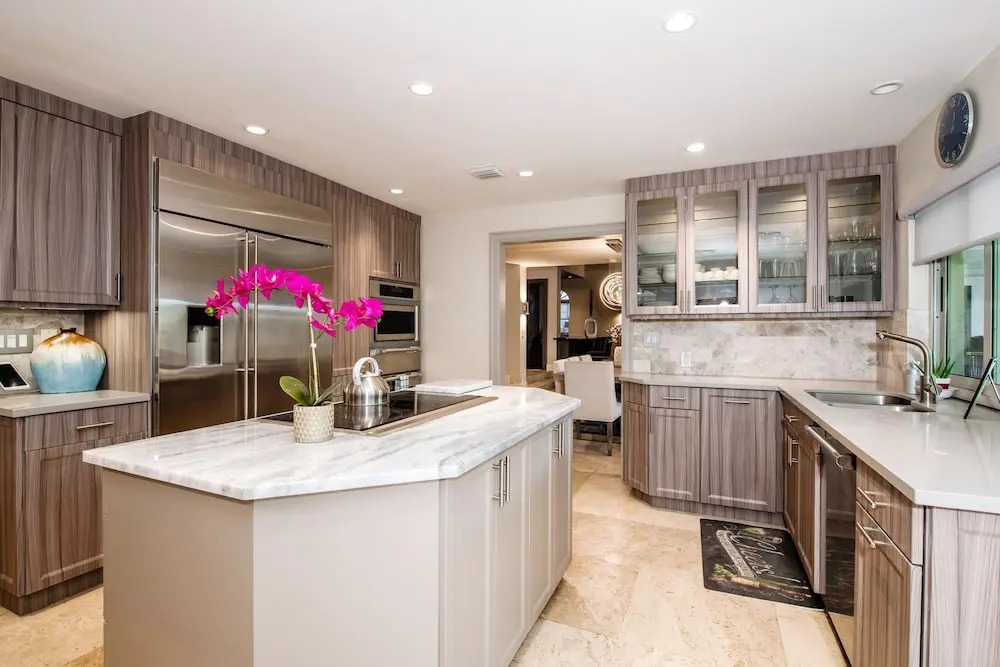 The House of 425 Coral Way 5 Bedrooms 4.5 Bathrooms Home