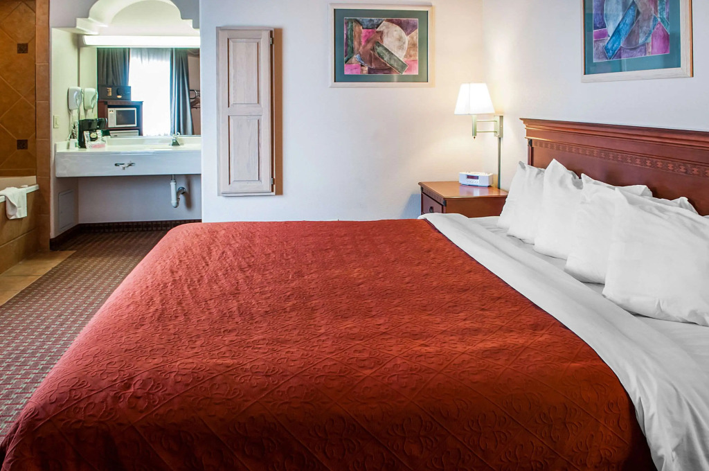 Quality Inn & Suites Las Cruces - University Area