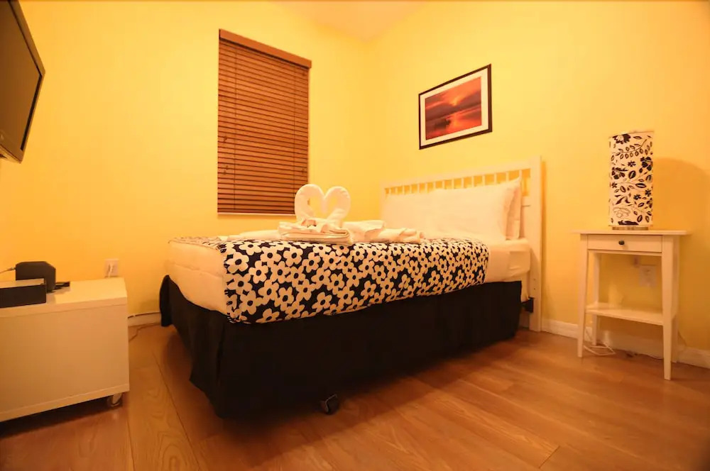 Crestwynd #1 - 3 Bed 3 Baths Townhome