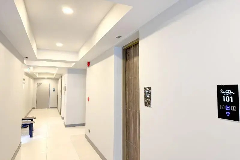 Smith Hotel