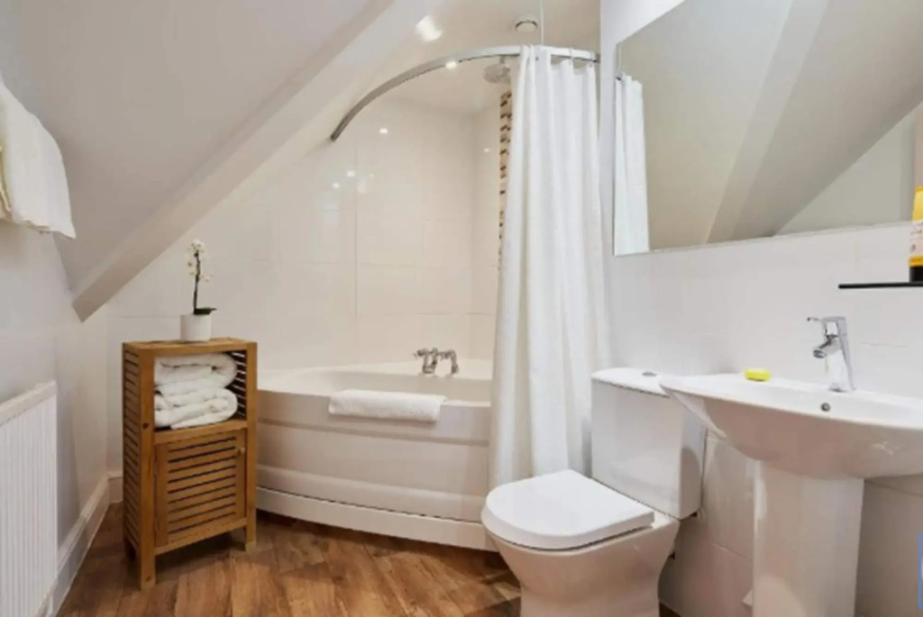 Mandolay Hotel Guildford