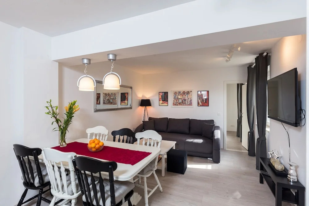 Apartments Rea Zaton