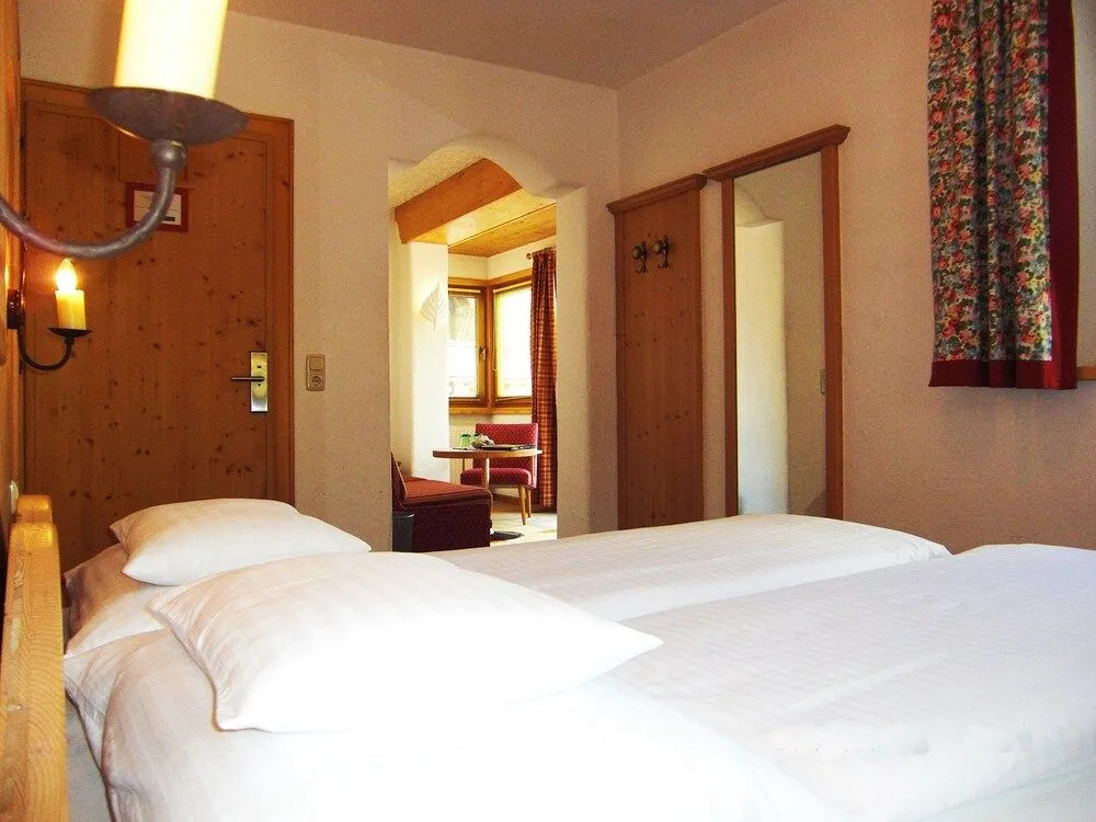Schindler "Bed & Food Experience"